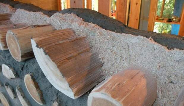 Строительство домов из дров и глины