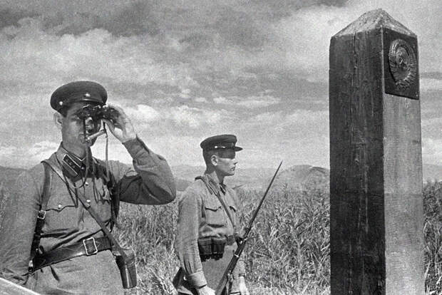 Советские пограничники на границе с Турцией в 1940 году. Дмитрий Дебабов/Sputnik