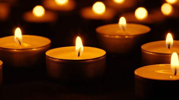 Умер болельщик «Авангарда», которого увезли на скорой перед матчем плей-офф с ЦСКА