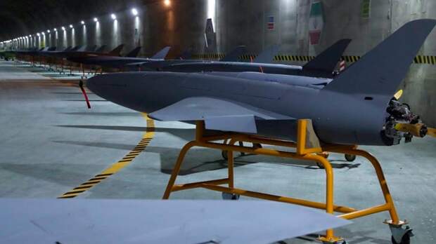 В Кувейте после атаки БПЛА загорелся нефтеперерабатывающий комплекс