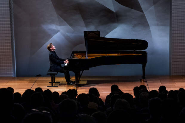 Симон Бюрки