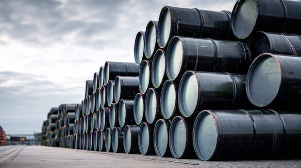 США на месяц разрешат продажу нефти из РФ, загруженной на танкеры до 12 марта