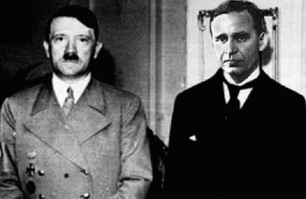 Адольф Гитлер и Прескотт Буш