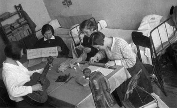 Как советские женщины жили в общежитиях СССР, женщины, общежитие, советский союз, фото