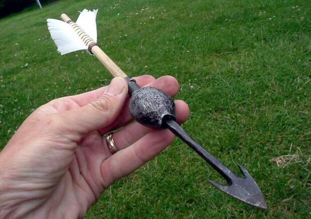 Современная реконструкция плюмбаты. ¦Фото: metaratings.ru.