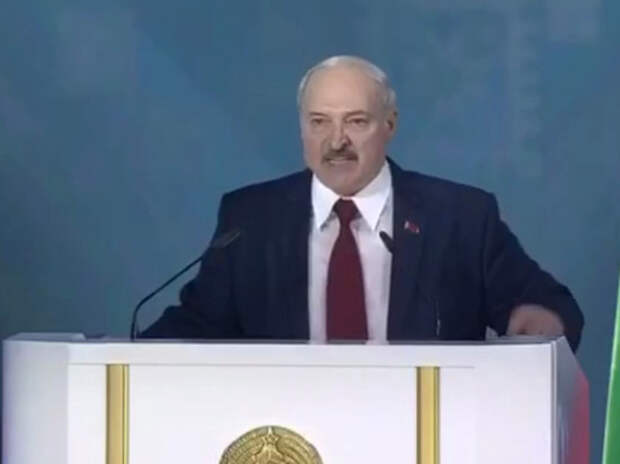 Президент Белоруссии впал в истерику, обращаясь к нации