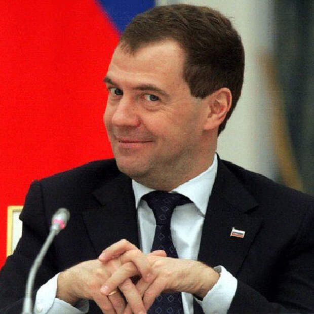 Новый срок Путина продолжает радовать устами Медведева: НДС тоже подрастёт