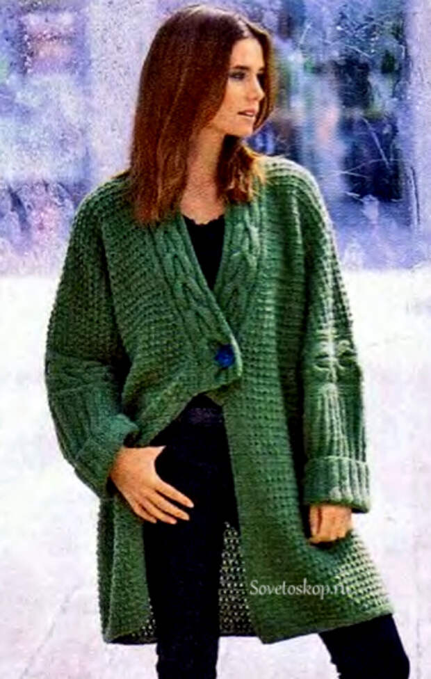 Зеленый жакет с планками из кос