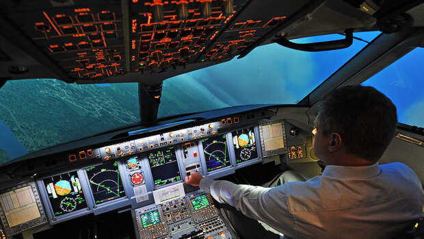 WSJ: Boeing рекомендовала проверить кресла в кабинах пилотов после инцидента