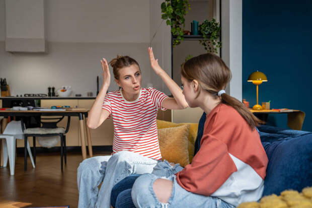 Как усмирить разгневанного родителя: советы психолога Лысаковой