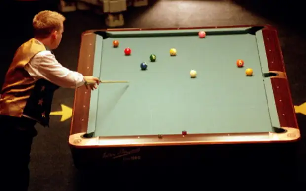 Как научиться играть на бильярде