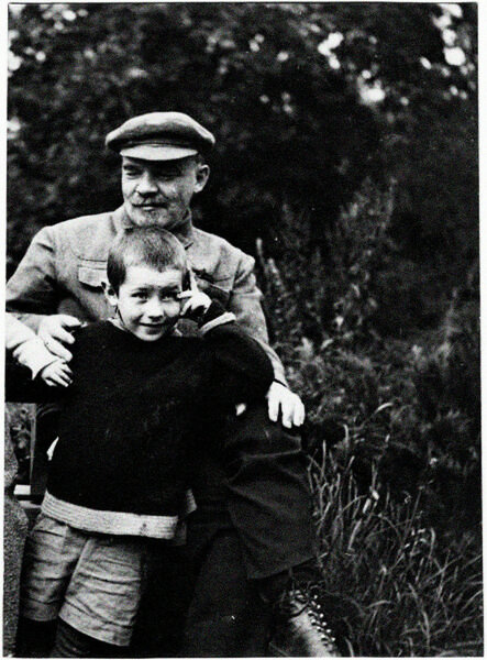 8 редких фотографий Владимира Ленина