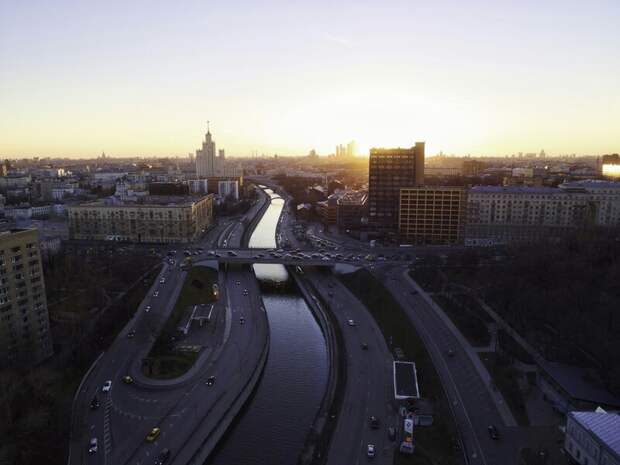 В Москве и Московской области ввели "желтый" уровень погодной опасности