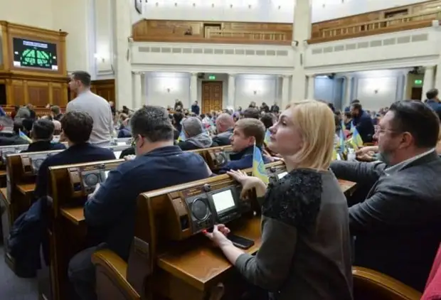 Миллионы «преступников»: Украина отвергла граждан в Херсонской и Запорожской областей