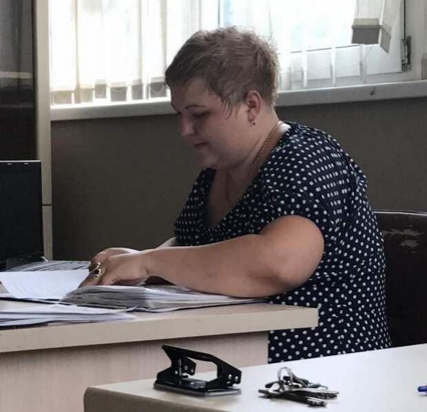В Ялте «социальный юрист» выкинула пенсионера из квартиры на помойку