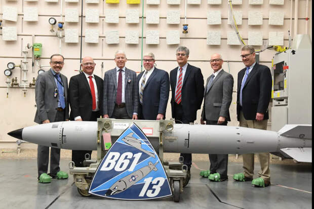 Прогресс разработки ядерной авиабомбы B61 Mod. 13