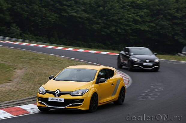 Горячий хэтчбек Рено Меган RS 275 Трофи 2015 / Renault Megane RS 275 Trophy 2015