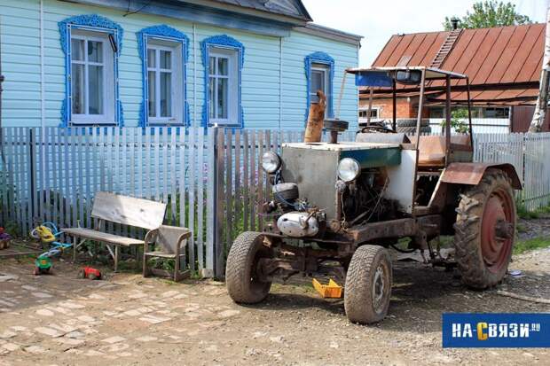 Какие старые автомобили можно встретить в деревнях? Автомобили СССР, ретро авто