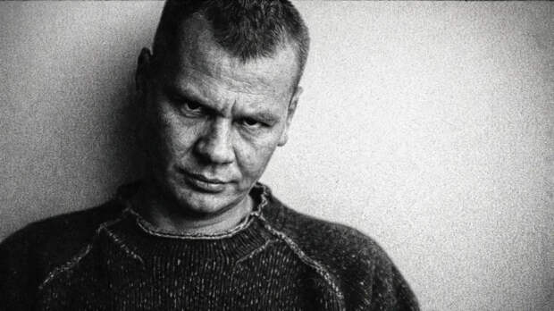 И, спустя 10 лет, отец Владислава Галкина уверен: Сына убили