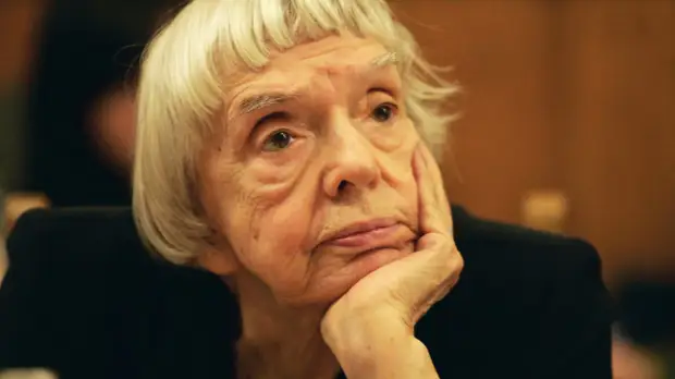 Мемориальную доску Людмиле Алексеевой установят на Арбате