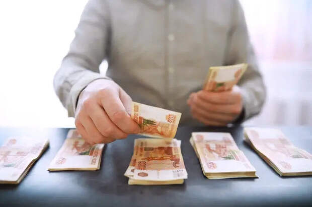 Названы отрасли с самыми высокими зарплатами на сегодня: 90 и 100 тыс.руб