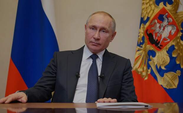 Путин продлил нерабочие дни в России до конца апреля