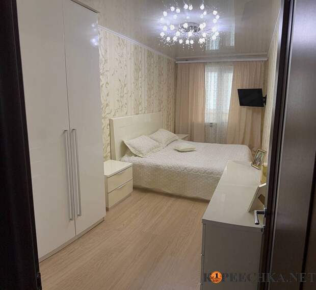 3к квартира 66кв.м проспект Ильича район медицинского университета в Донецке - 13 000 000 руб