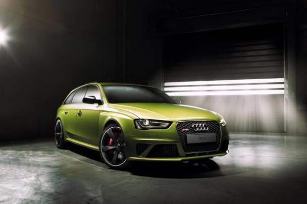 Audi Exclusive представили эксклюзивный RS4 Avant Audi Exclusive представили эксклюзивный RS4 Avant