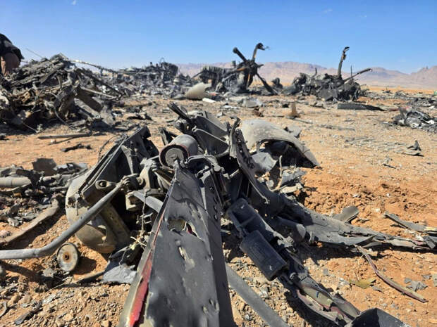 Раскрыта причина уничтожения США двух своих самолетов в Иране