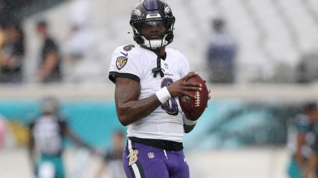Lamar Jackson bodied a Twitter troll after his loss to the Jaguars.