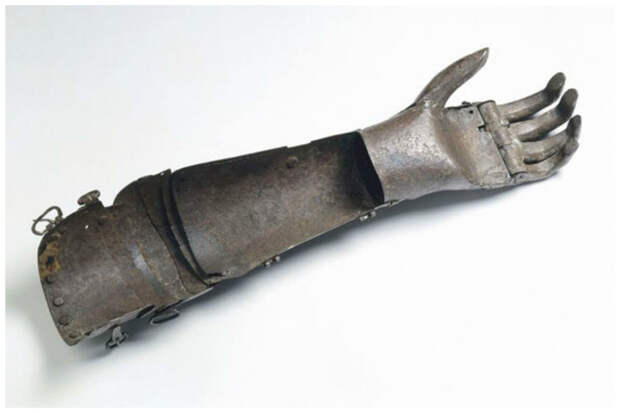 Металлическая рука 1560-1600 год интересное, ортопедия, протезирование, старина, факты