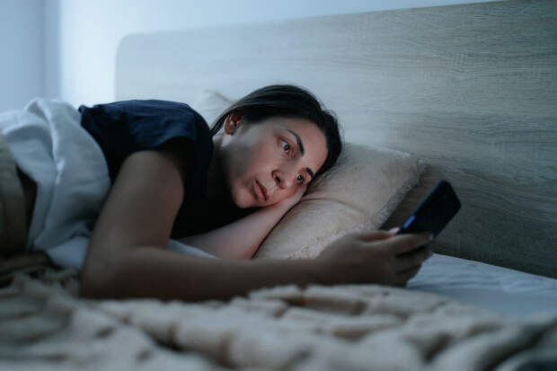 Врач Кудинов: сбитый режим чаще всего является причиной бессонницы