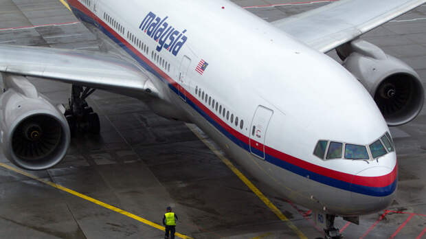 Сказал бы больше, но подписка: За трагедией MH17 скрыто покушение на Путина - заслуженный пилот России
