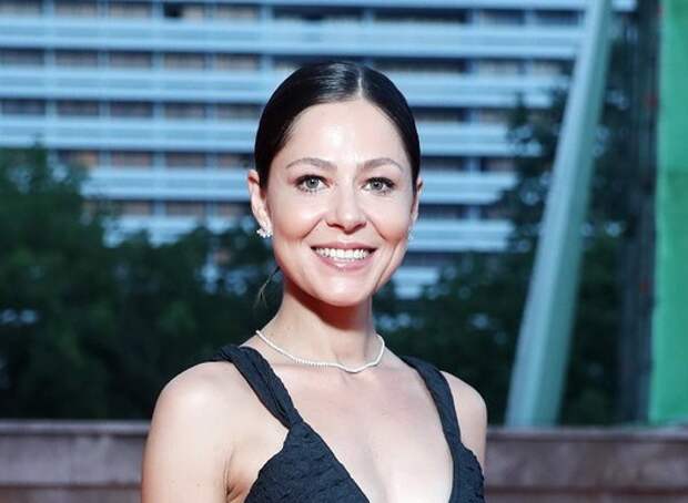 Измены бойфрендов, брак с Вдовиченковым и отсутствие детей. Все о Елене Лядовой