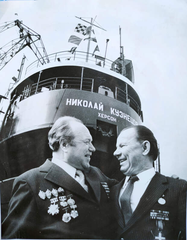 ogranka-uralskogo-samoczveta-7