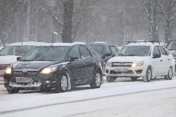 Пробки в 9 баллов образовались в Нижнем Новгородев в первый рабочий день января