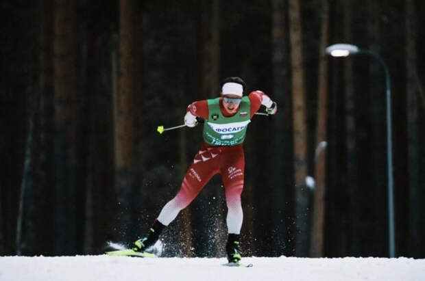 Коростелев и Непряева не выйдут на спринт Кубка мира