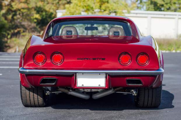 Рестомод Chevrolet Corvette с современными обновлениями
