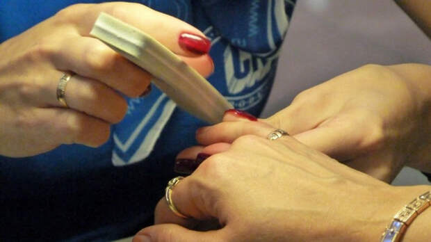 Маникюр и педикюр будут делать по новому ГОСТу