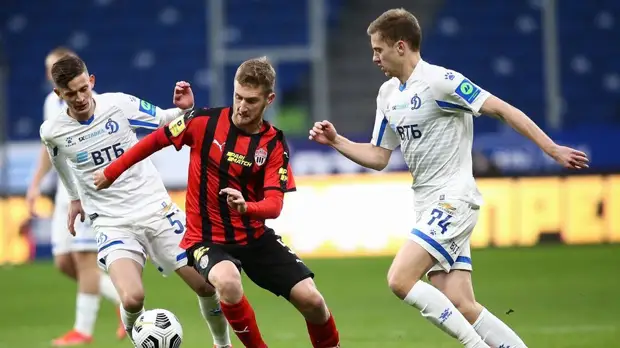 «Химки» победили «Динамо» в матче РПЛ благодаря голу в компенсированное время