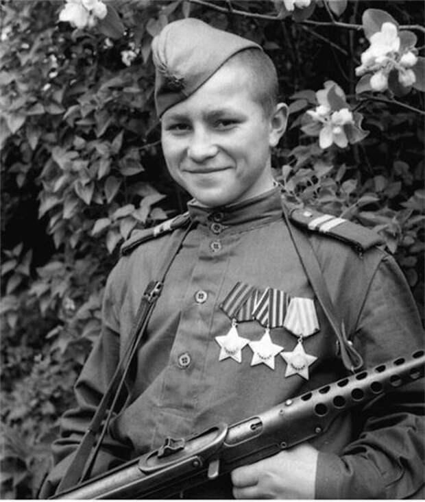 За того парня... герои, кавалеры орденов Славы, история, подвиг