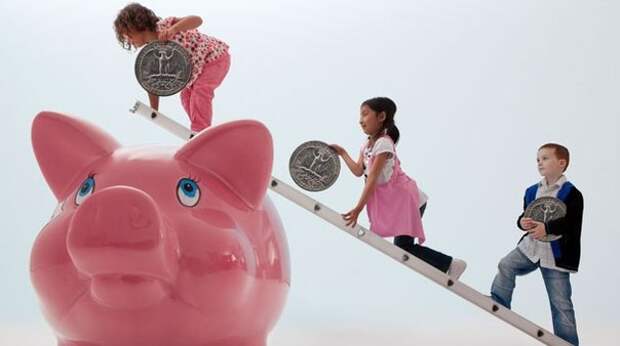 Как научить ребенка копить и воспитать правильное отношение к деньгам