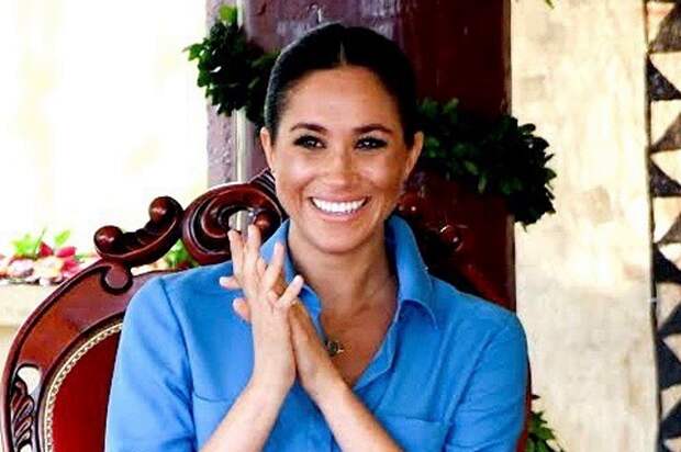 Жалобы на королевские обязанности и буллинг персонала: новые подробности жизни Меган Маркл при дворе