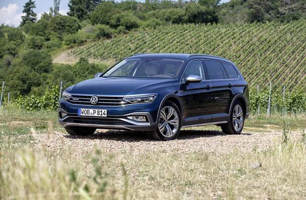 Volkswagen_Passat_Alltrack_(1).jpg Volkswagen_Passat_Alltrack_(1).jpg