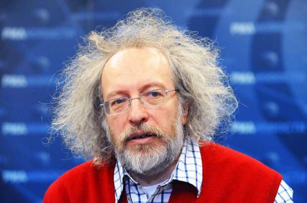 ⚡️ Главреда «Эха Москвы» Алексея Венедиктова обвиняют в домогательствах: 6 главных фактов