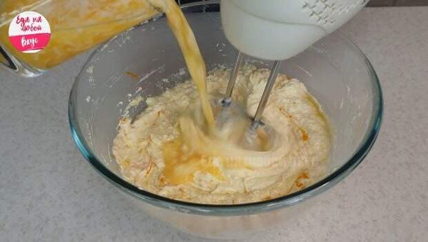 Быстрый Кулич пасхальный для тех, кто не любит дрожжи: нежное, сдобное и вкусное тесто, которое не нужно месить руками, легкий рецепт