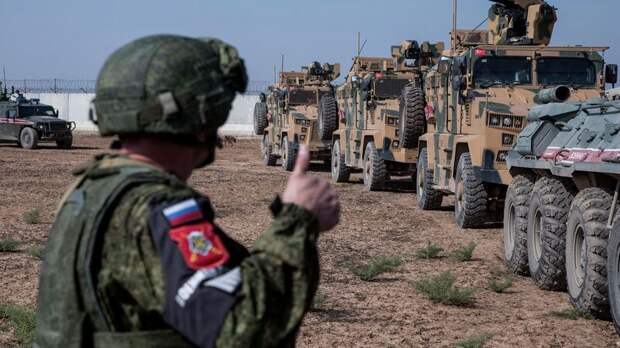 Военная полиция России заблокировала колонну  антитеррористической коалиции с шестью Bradley в Сирии