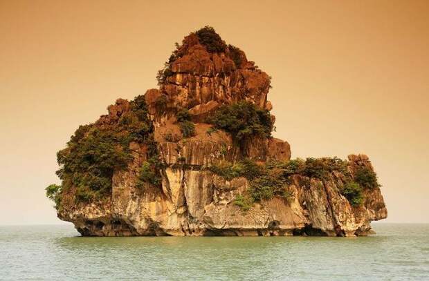 Бухта Халонг (Вьетнам). Фото / Ha Long Bay. Photo