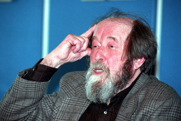 Как после таких слов СоЛЖЕницына можно в школе изучать и памятники ему ставить? Просто в голове не укладывается