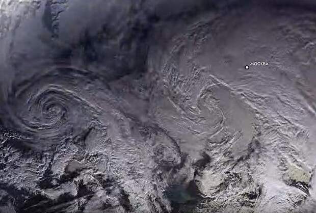 «Роскосмос» с орбиты показал в движении циклон «Фрэнсис»